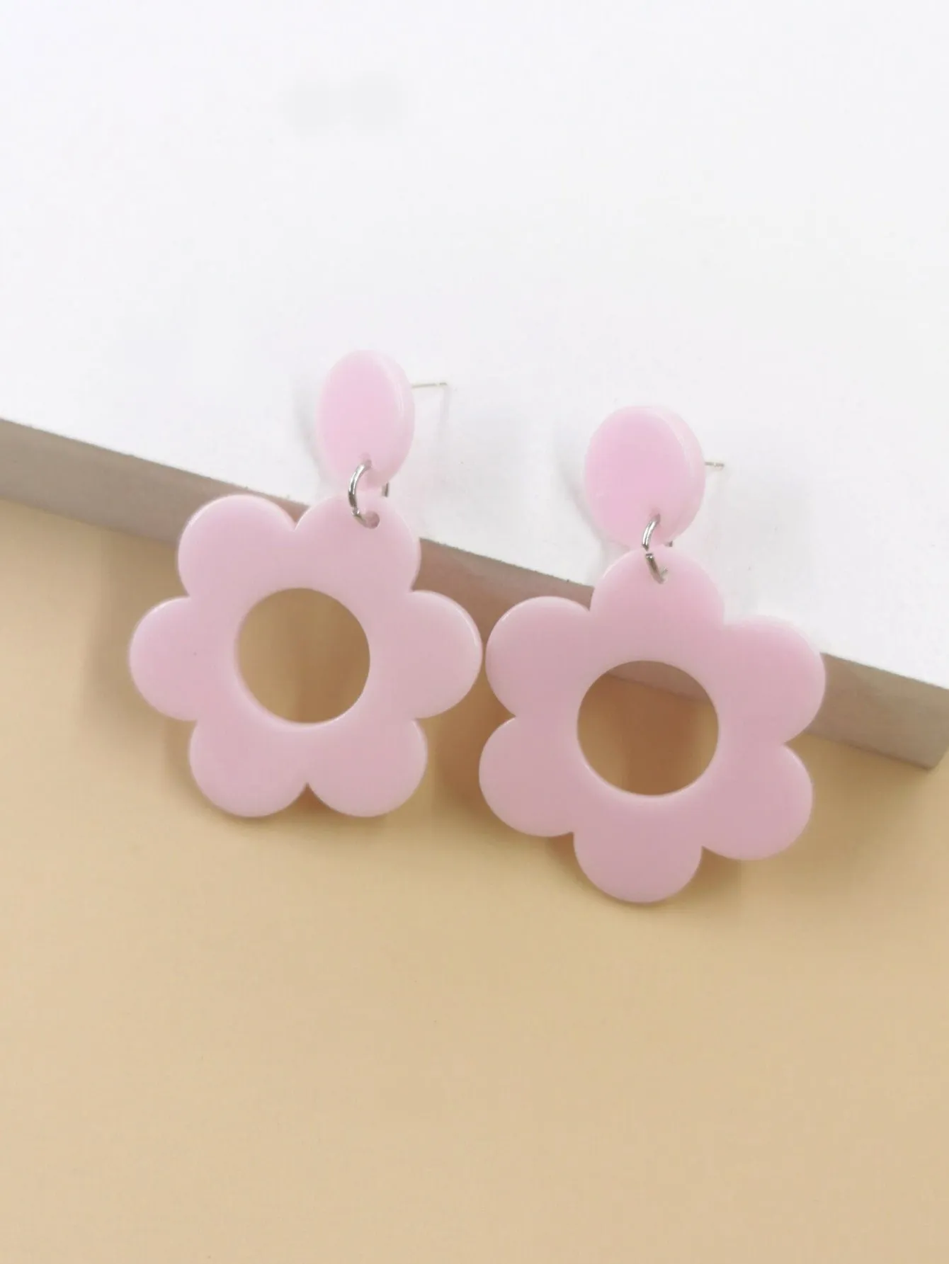 1 Par De Pendientes Acrilicos Simples Y Personalizados Con Forma De Flor Y 1 Par De Pendientes De Regalo De Fiesta Versatiles Y Romanticos